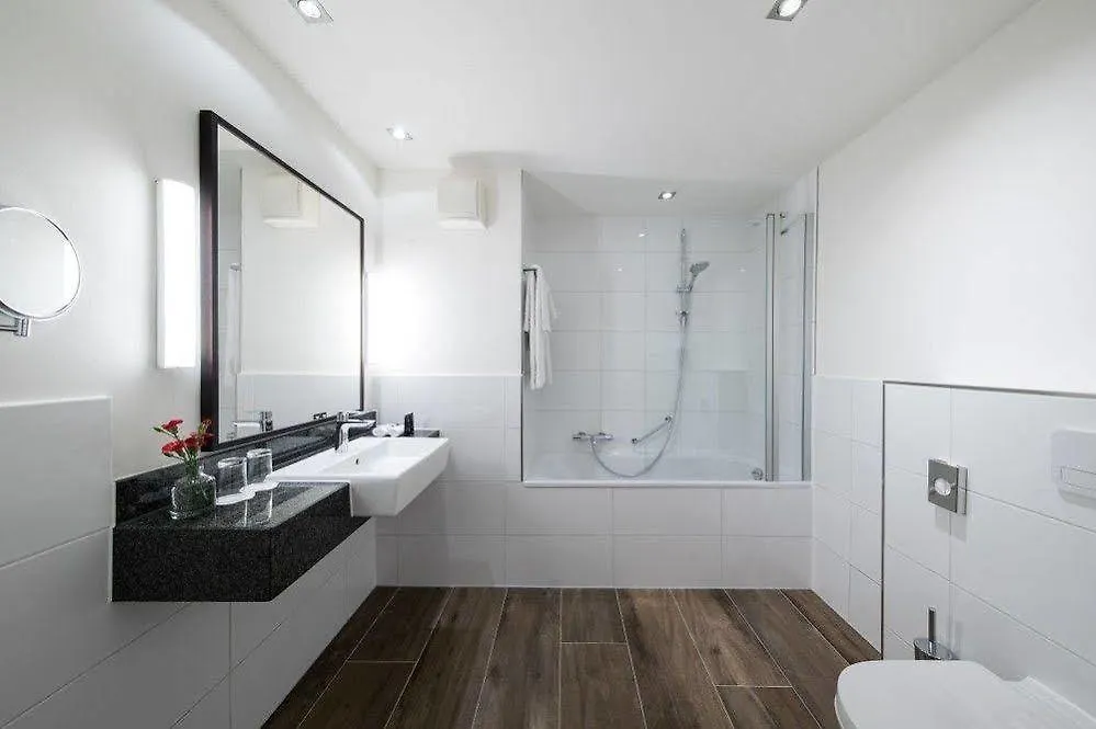 Bilderberg Parkhotel Rotterdam 4*,